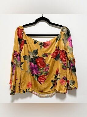 NWT Alice + Olivia Top